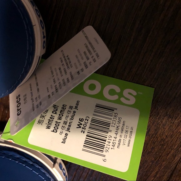 Crocs Women's Winter Puff Boot - New In Package - Picture 5 of 10